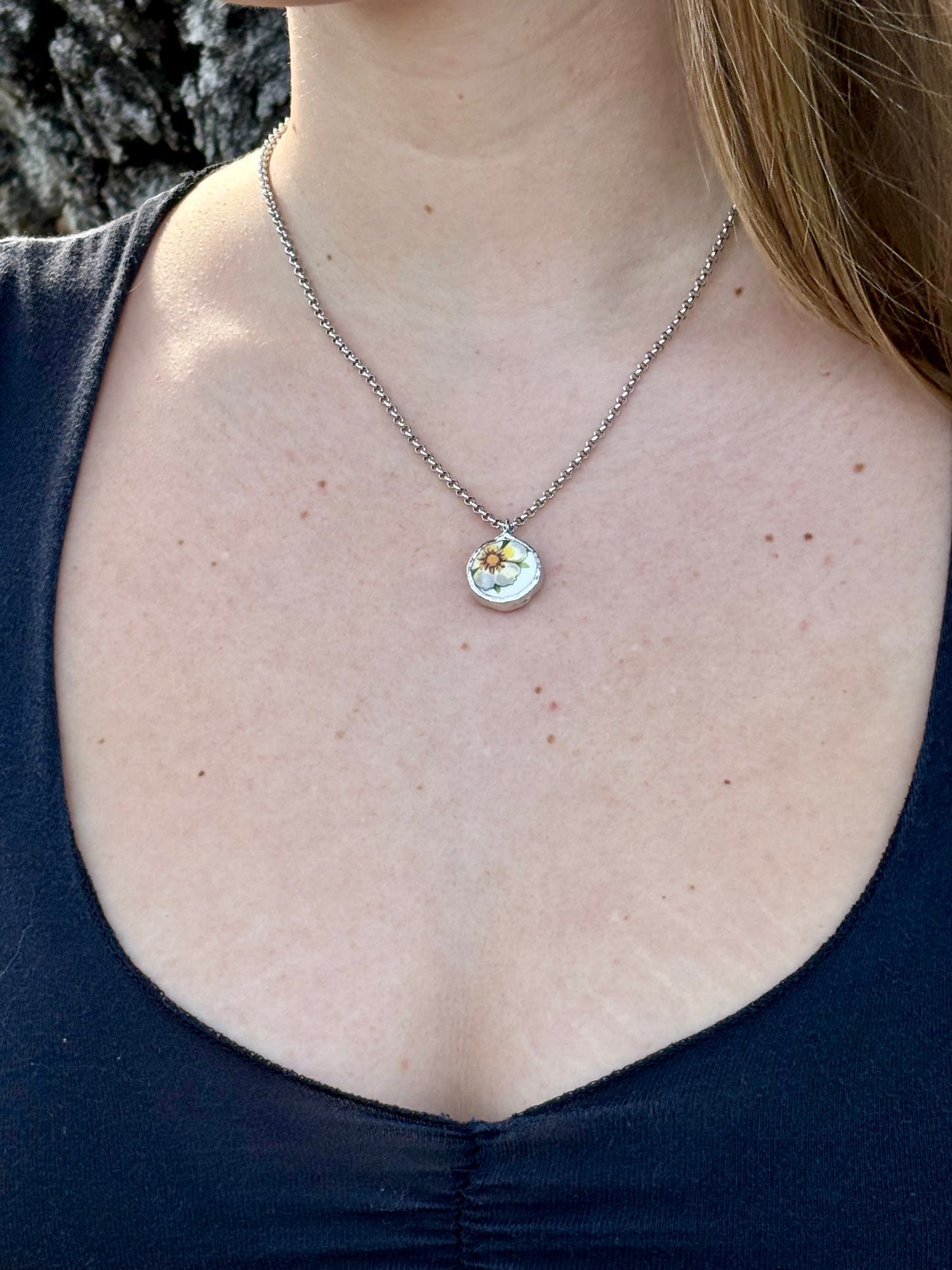 Elsie Ceramic Pendant Necklace