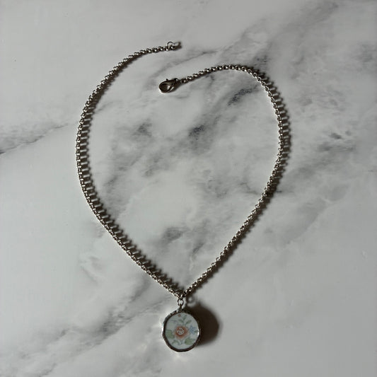 Sylvia 2 Ceramic Pendant Necklace