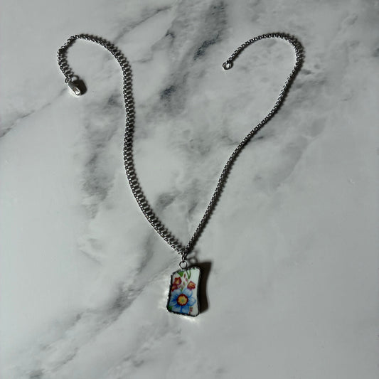 Florals 4 Ceramic Pendant Necklace